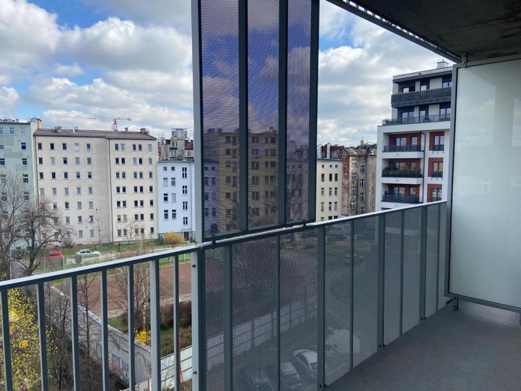 Komfort W Centrum Parking Breslau Exterior foto